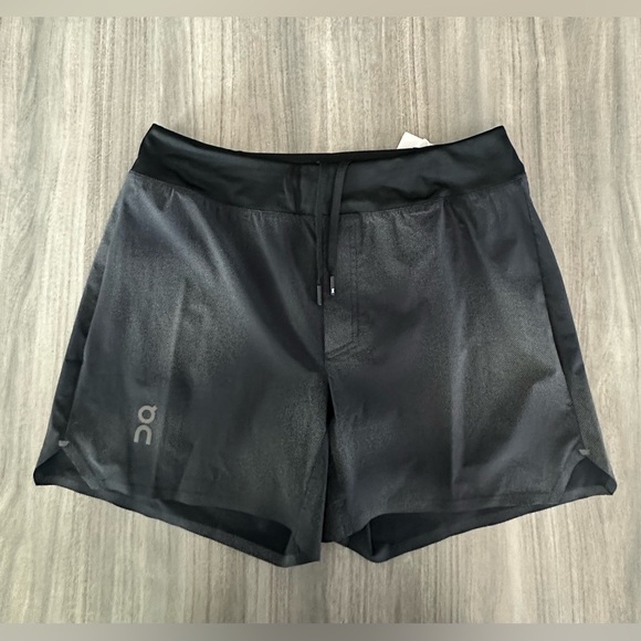 On Running Other - On Running Men's Lightweight Shorts Lumos